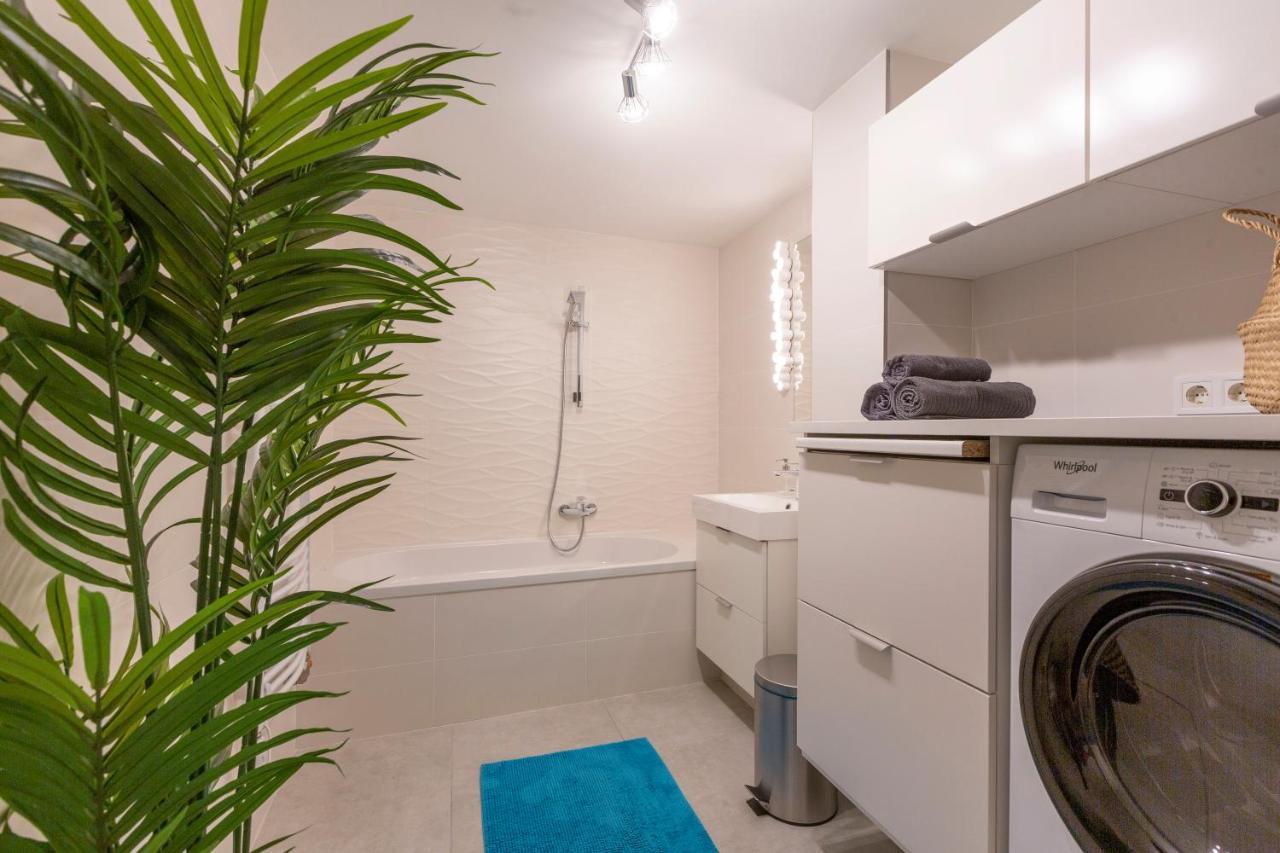 Unique Central 3 Floor Home With 4Bdrm, 3Bthrm Budapesta Exterior foto
